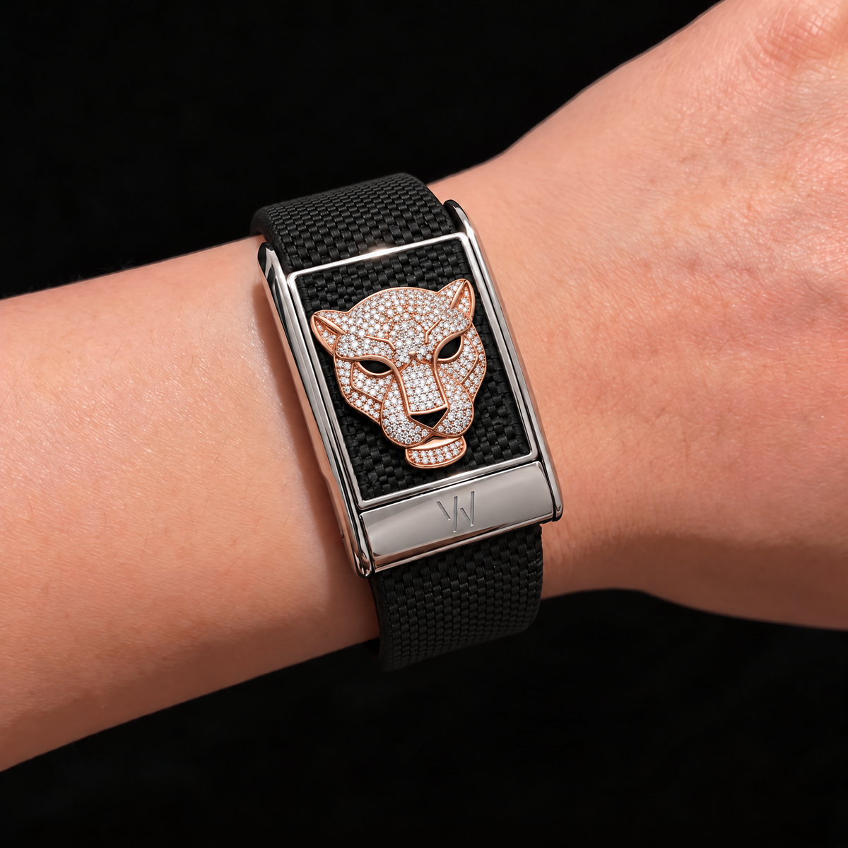 Diamond Panther Head WHOOP 5.0 case set with moissanite – angle view – Zius Jewels