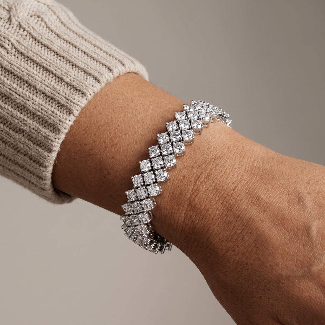 White Metal Round Tennis Bracelet
