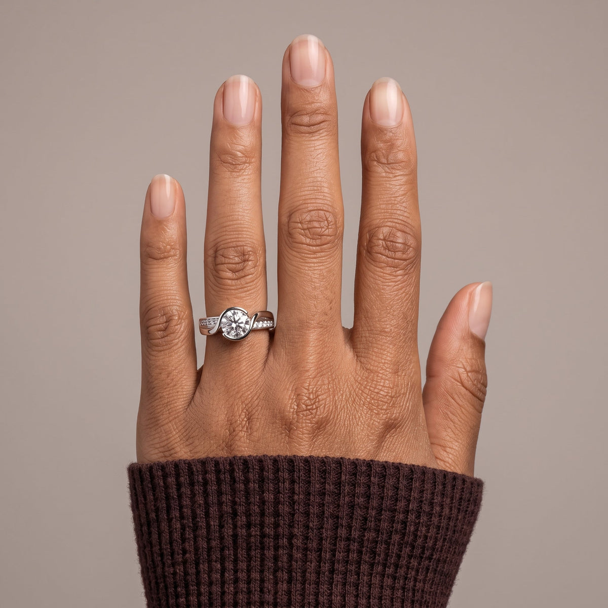 White Metal Round Moissanite Engagement Ring with Twisted Band