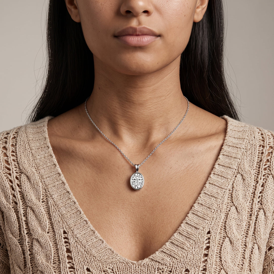 White Metal Oval Cut Pendant Necklace