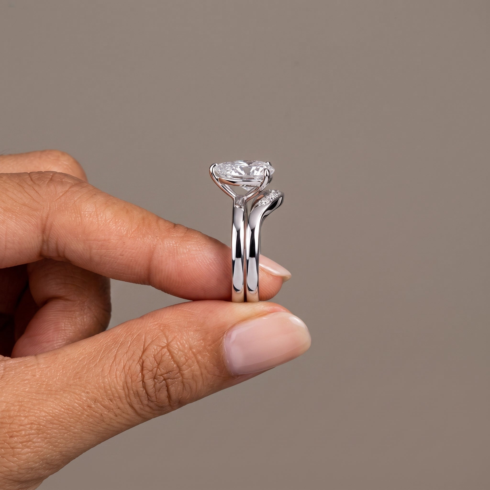 White Metal Pear Cut Moissanite Engagement Ring Set