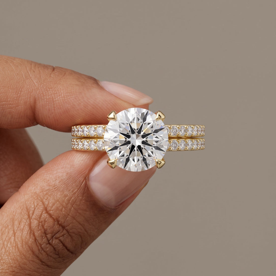 Yellow Gold Round Bridal Ring Set