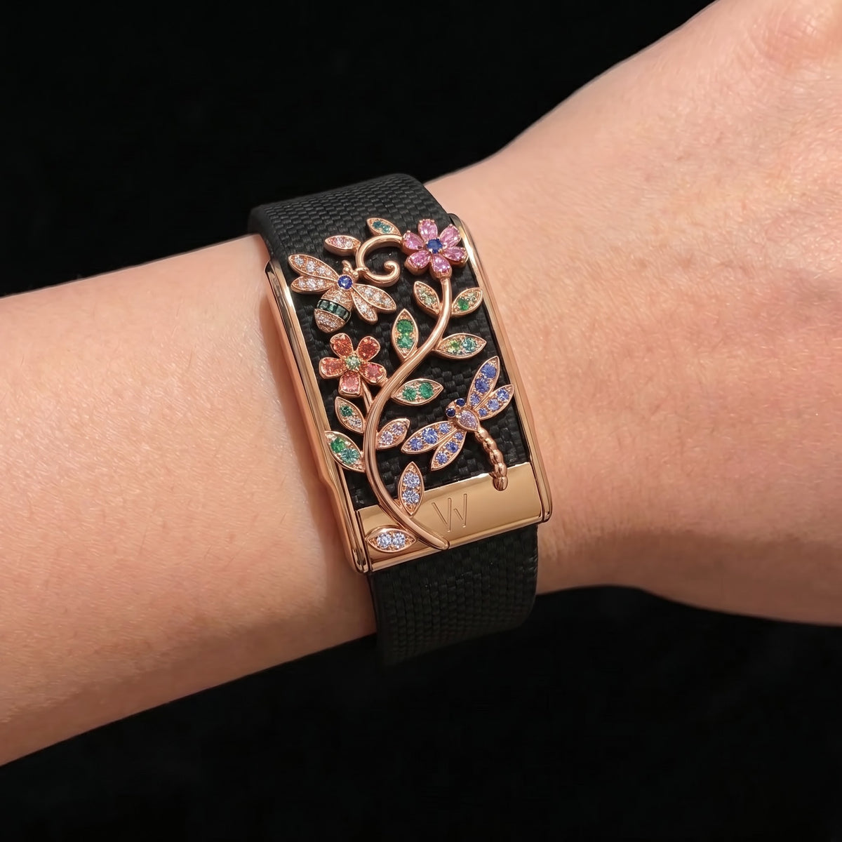Gemstone Floral Vine Diamond WHOOP 5.0 case set with moissanite – front view – Zius Jewels