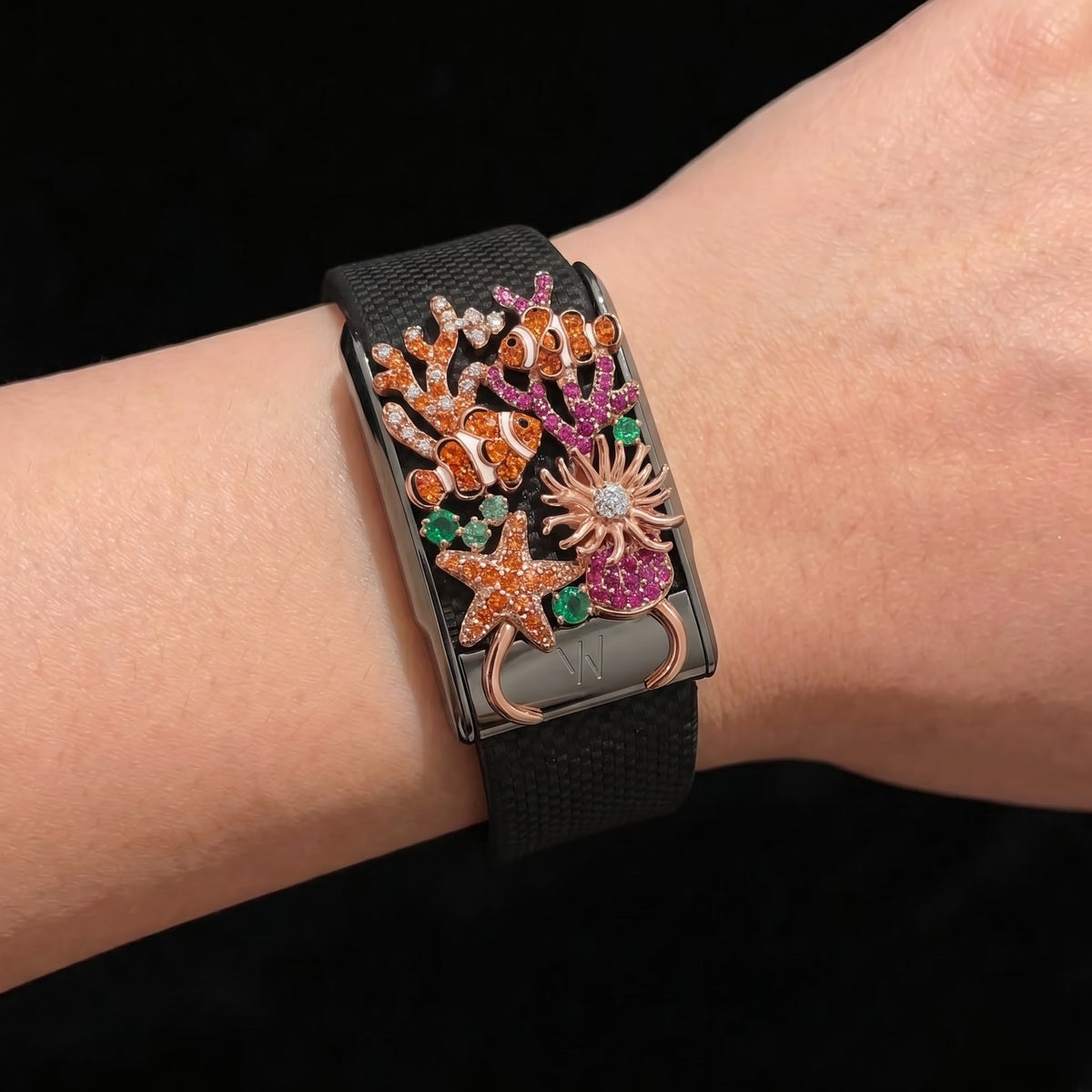 Clownfish Coral Reef Diamond WHOOP 5.0 case set with moissanite – front view – Zius Jewels